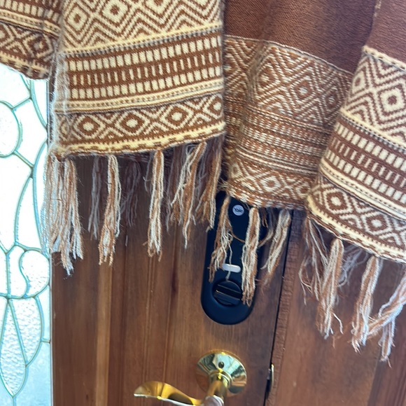 Fringe sweater - Picture 2 of 3